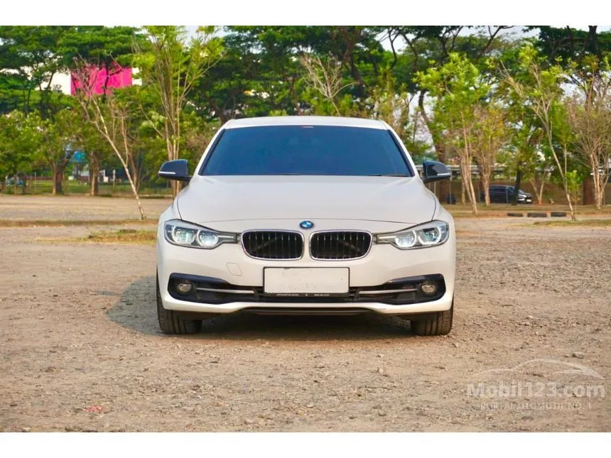 2016 BMW 320i Sport Sedan
