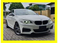 2015 BMW M235i 3.0 Coupe (YEAR END PROMOTION)