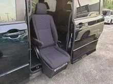 2022 Toyota Voxy 2.0 ZS Wellcab Side Lift Up Tilt Seat Special Limited Unit