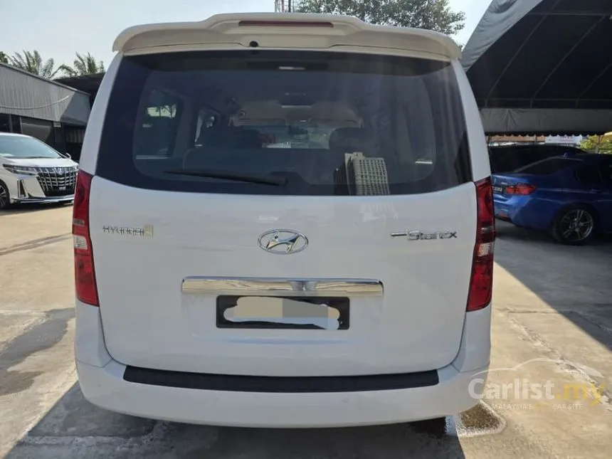 2019 Hyundai Grand Starex Executive MPV