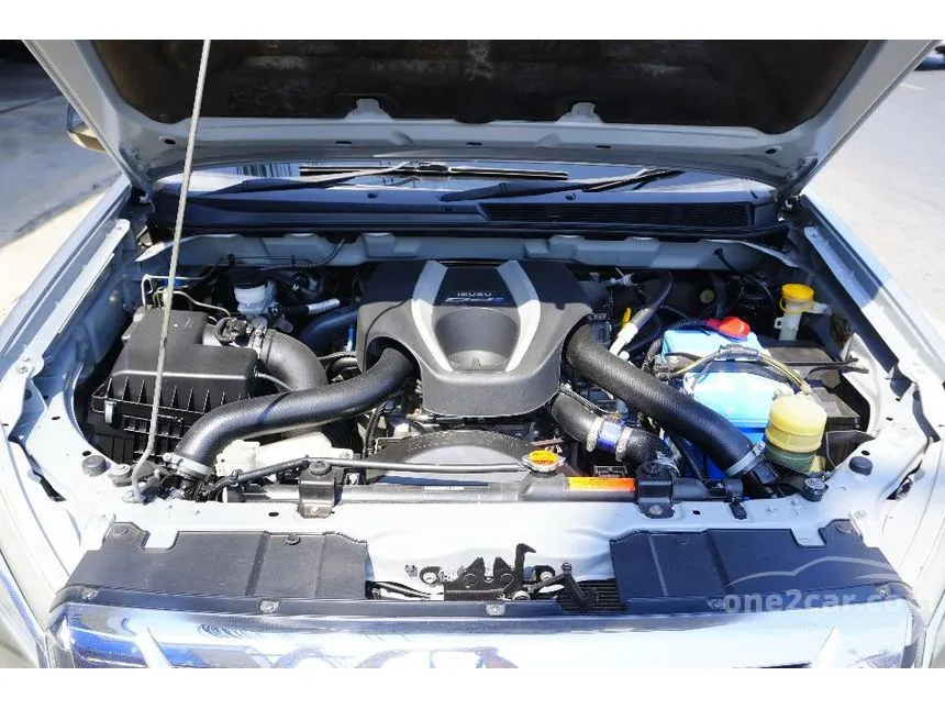 2017 Isuzu D-MAX Hi-Lander Z-Prestige Space Cab Pickup