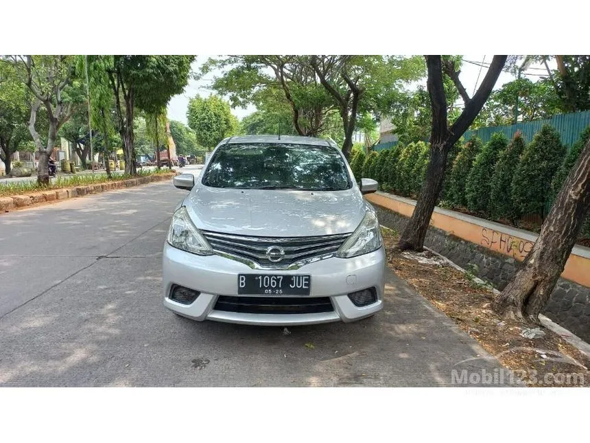 Jual Mobil Nissan Grand Livina 2015 SV 1.5 di DKI Jakarta Automatic MPV Silver Rp 89.000.000