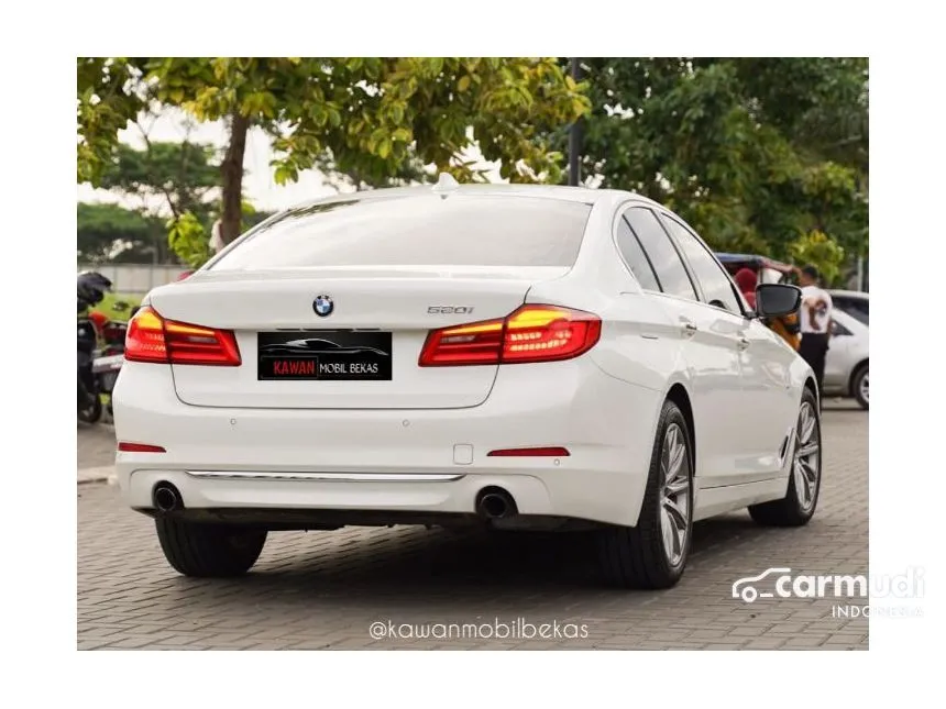 2020 BMW 520i Sedan