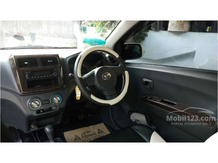2015 Daihatsu Ayla M Sporty Hatchback