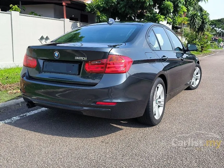 2014 BMW 320i Sport Line Sedan