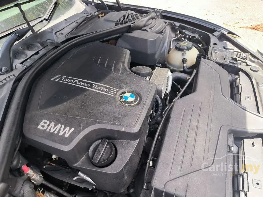 2014 BMW 320i Sport Line Sedan