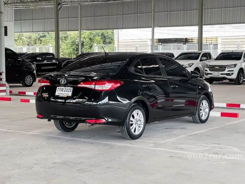 2018 Toyota Yaris Ativ J Sedan
