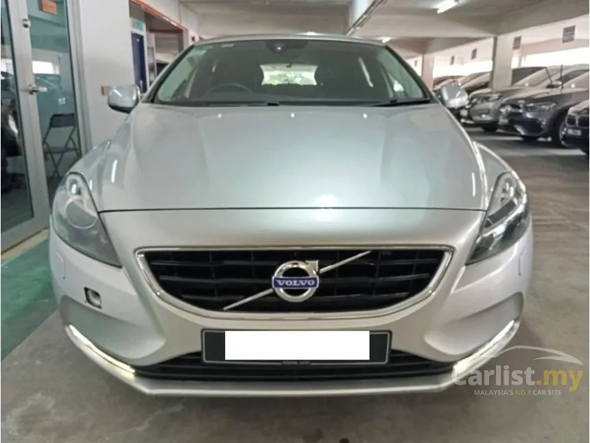 2015 Volvo V40 T4 Hatchback
