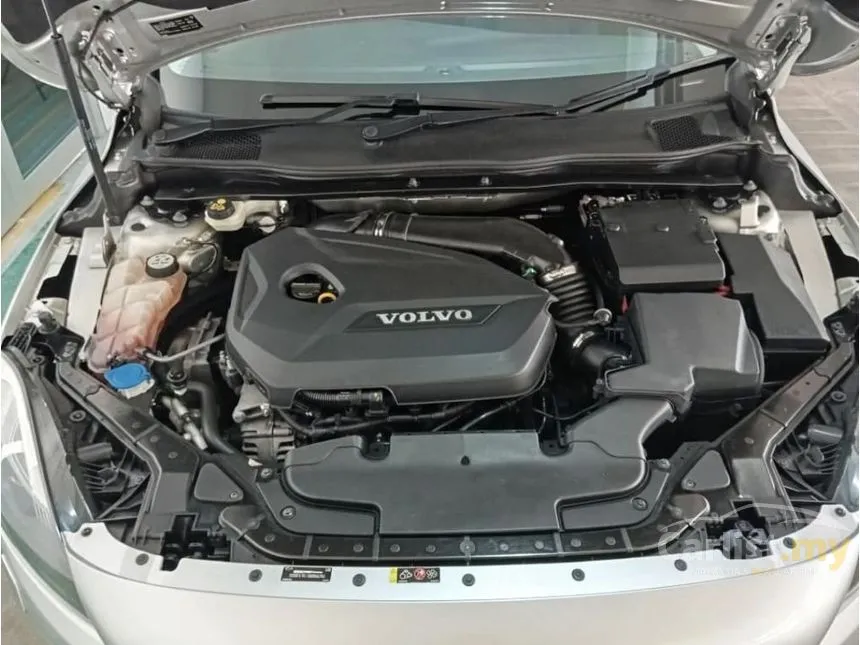 2015 Volvo V40 T4 Hatchback