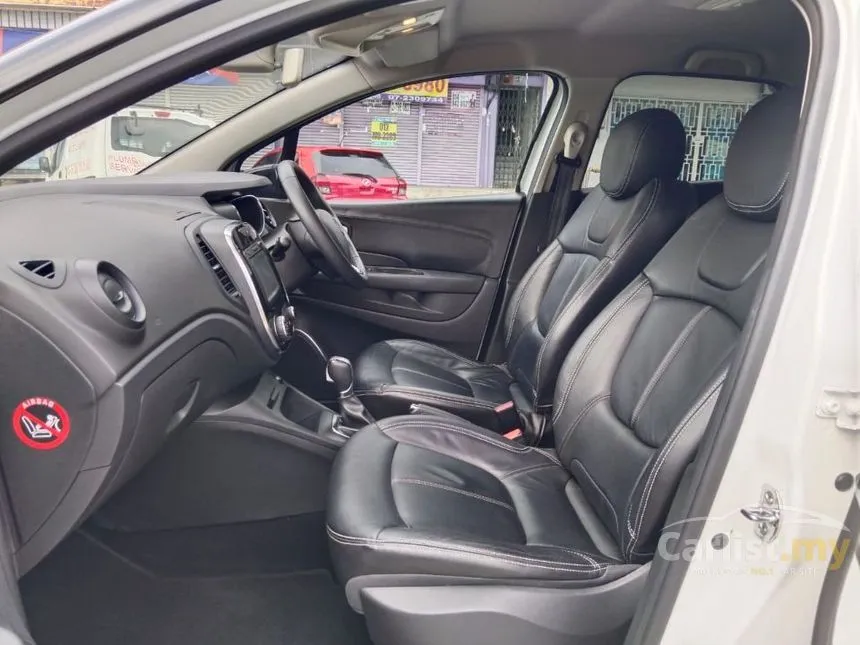 2018 Renault Captur TCe 120 (Pearl white) SUV