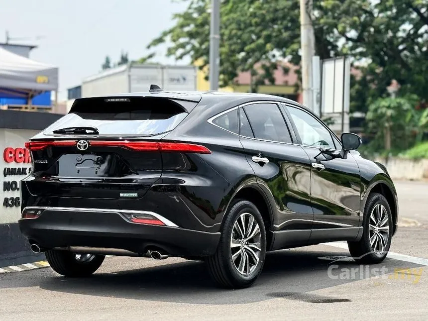2025 Toyota Harrier Luxury SUV