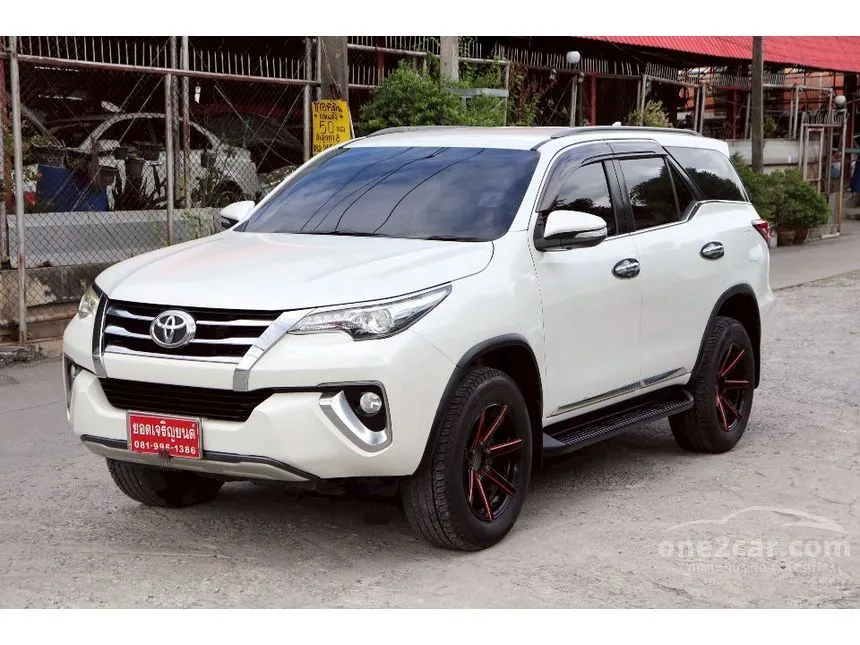 2016 Toyota FORTUNER V SUV