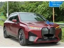 2023 BMW iX 0.0 xDrive40 Sport SUV / LOW MILEAGE 17k KM / VEHICLE WARRANTY 5-YEAR / BATTERY WARRANTY 8-YEAR TILL 2031 / 6-YEAR FREE SERVICE
