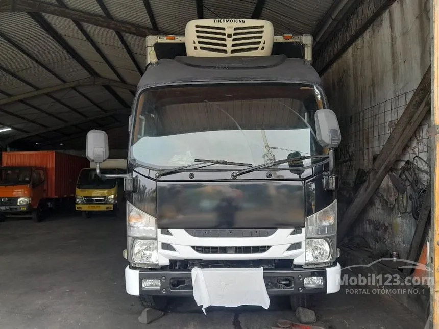 2021 Isuzu Elf NMR 71 HD 5.8 Truck