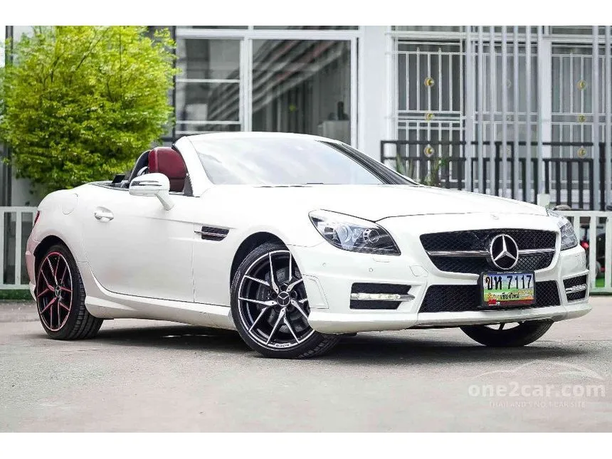 2013 Mercedes-Benz SLK200 AMG Dynamic Convertible