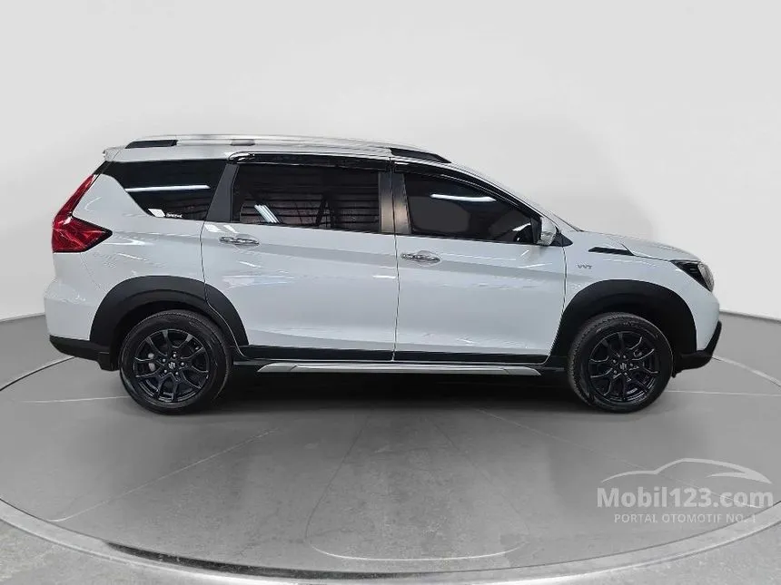 2023 Suzuki XL7 Beta Hybrid SUV