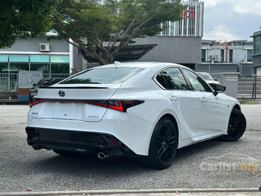 2021 Lexus IS 300 F Sport Sedan
