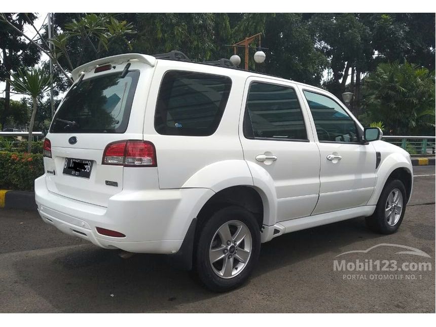Jual Mobil Ford Escape 2011 Limited 4x2 2 3 Di Dki Jakarta Automatic Suv Putih Rp 135 000 000 5825497 Mobil123 Com