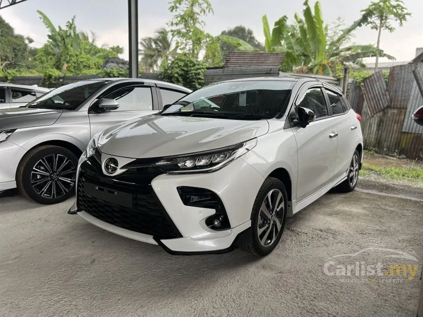 2026 Toyota Yaris E Hatchback