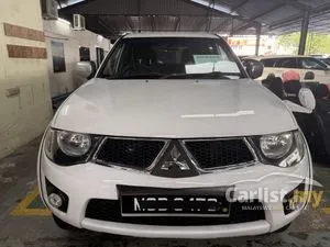 2011 Mitsubishi Triton 2.5 Dual Cab 4X4 Pickup