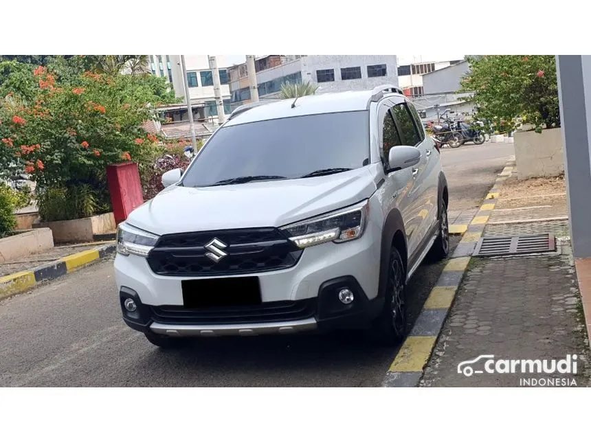 2023 Suzuki XL7 Beta Hybrid SUV