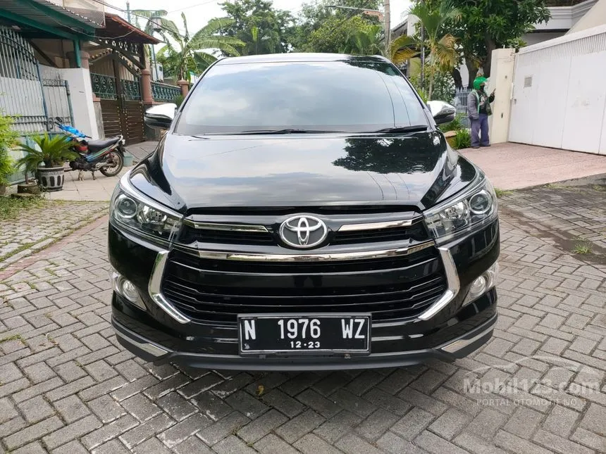 Jual Mobil Toyota Innova Venturer 2018 2.0 di Jawa Timur Automatic Wagon Hitam Rp 340.000.000