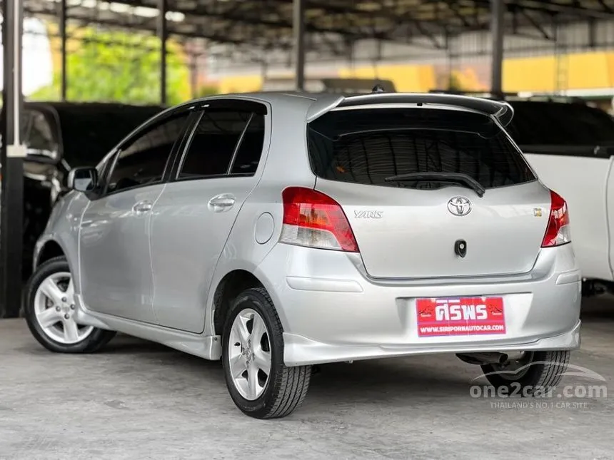 2012 Toyota Yaris J Hatchback