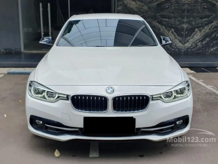 2018 BMW 330i M Sport Sedan