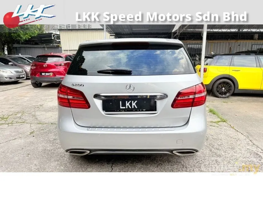 2016 Mercedes-Benz B200 Sport Tourer Hatchback