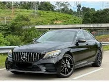 2018 Mercedes-Benz C300 2.0 AMG Line Sedan / W205 FACELIFT / MBUX DIGITAL METER / SUNROOF / BURMESTER SOUND SYSTEM / RED COLOR SEAT / AMBIENT LIGHT