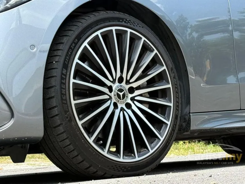 2023 Mercedes-Benz C300 AMG Line Sedan