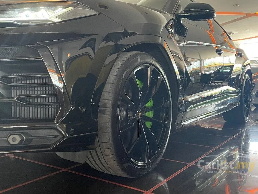 2022 Lamborghini Urus SUV