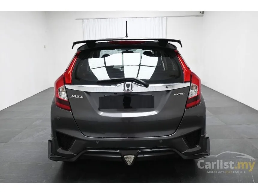 2016 Honda Jazz V Hatchback