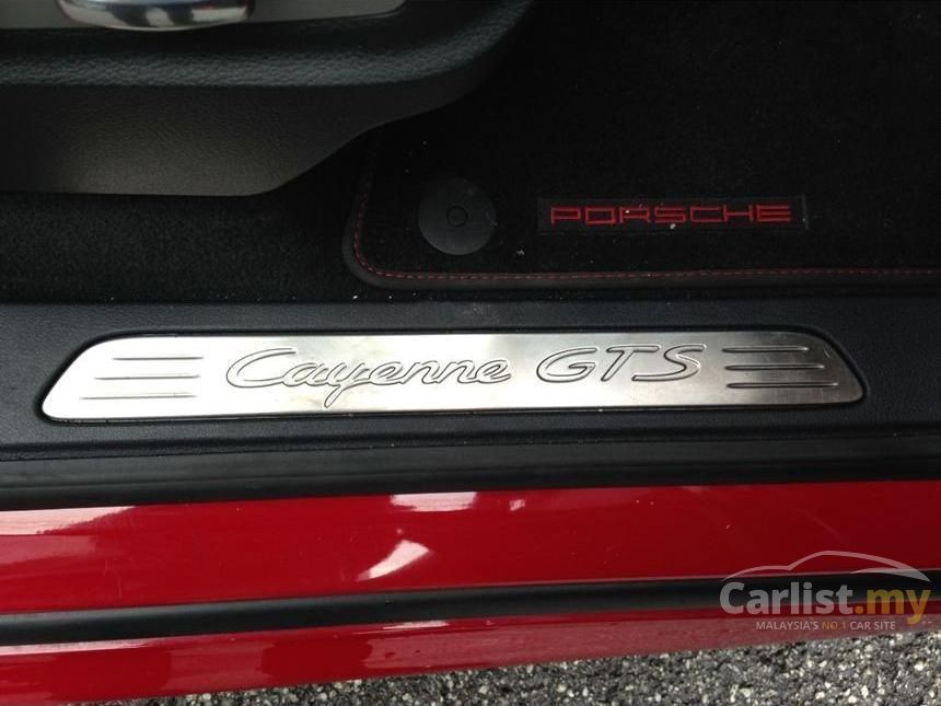 2013 Porsche Cayenne GTS