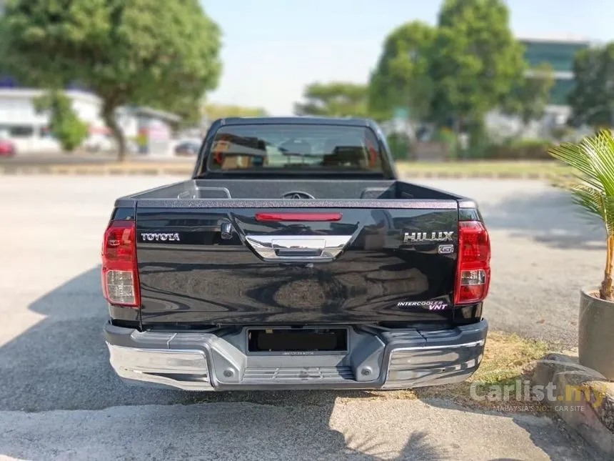 2016 Toyota Hilux G Dual Cab Pickup Truck