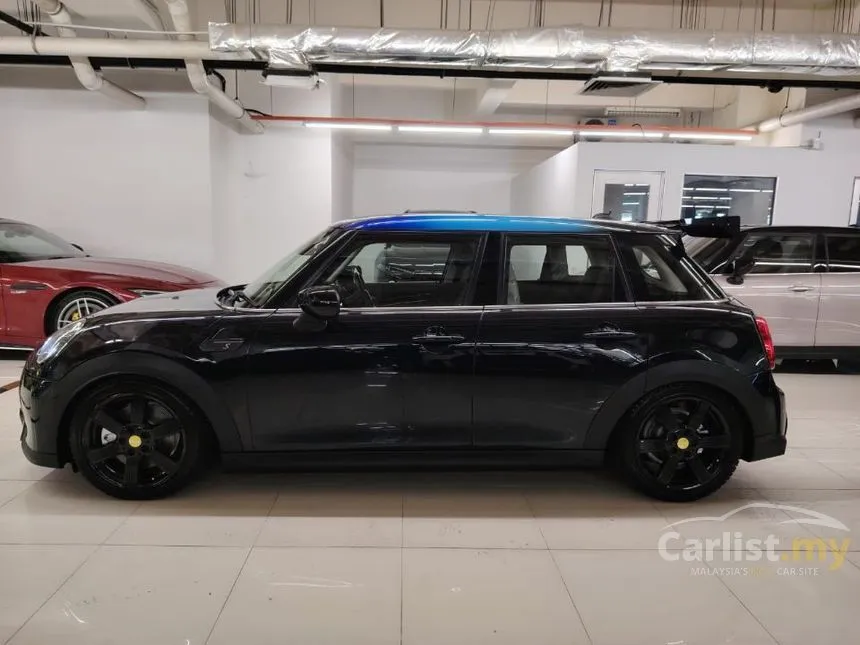 2022 MINI Cooper S 5 Door Hatchback