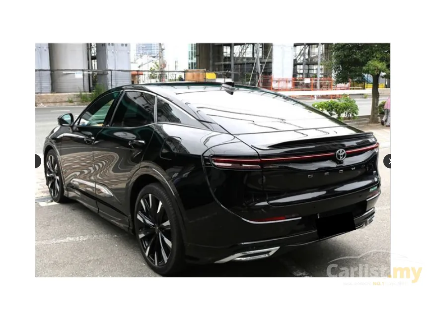 2023 Toyota Crown RS Advance Sedan