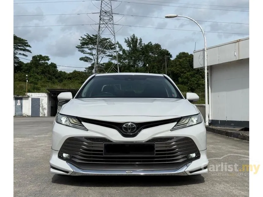 2019 Toyota Camry V Sedan