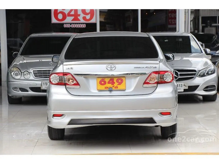 2013 Toyota Corolla Altis E Sedan