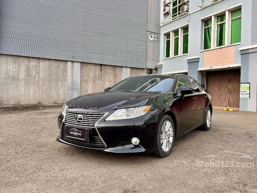 2014 Lexus ES 250 Sedan