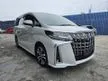 Recon 2020 Toyota Alphard 2.5 SC NEW FACELIFT UNREG SUNROOF JBL 4 CAM DIM BSM