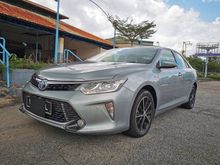 2015 Toyota Camry 2.5 Hybrid Sedan