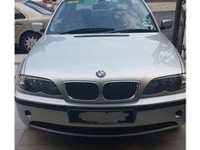 2003 BMW 318i 2.0 Sedan