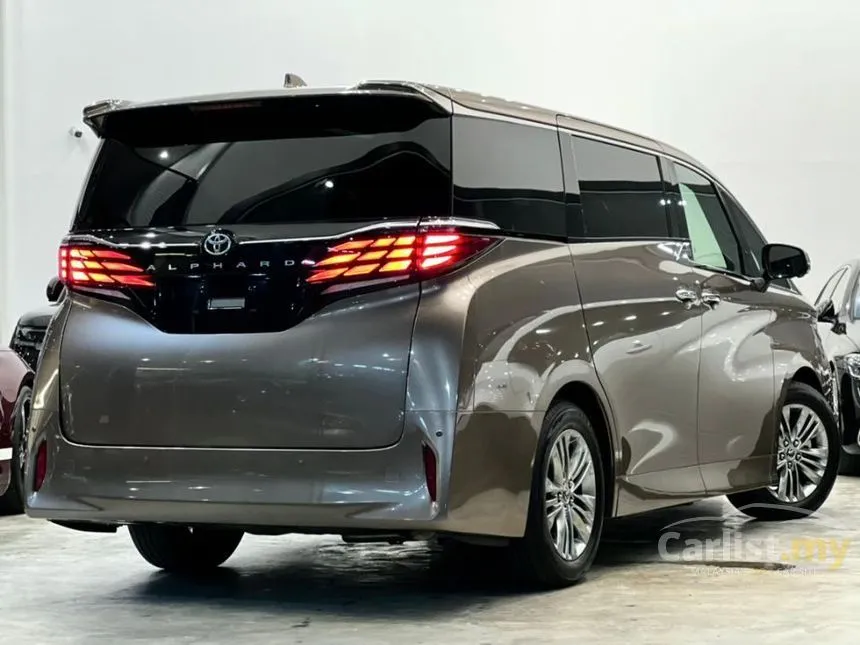 2024 Toyota Alphard Z 7-Seater MPV