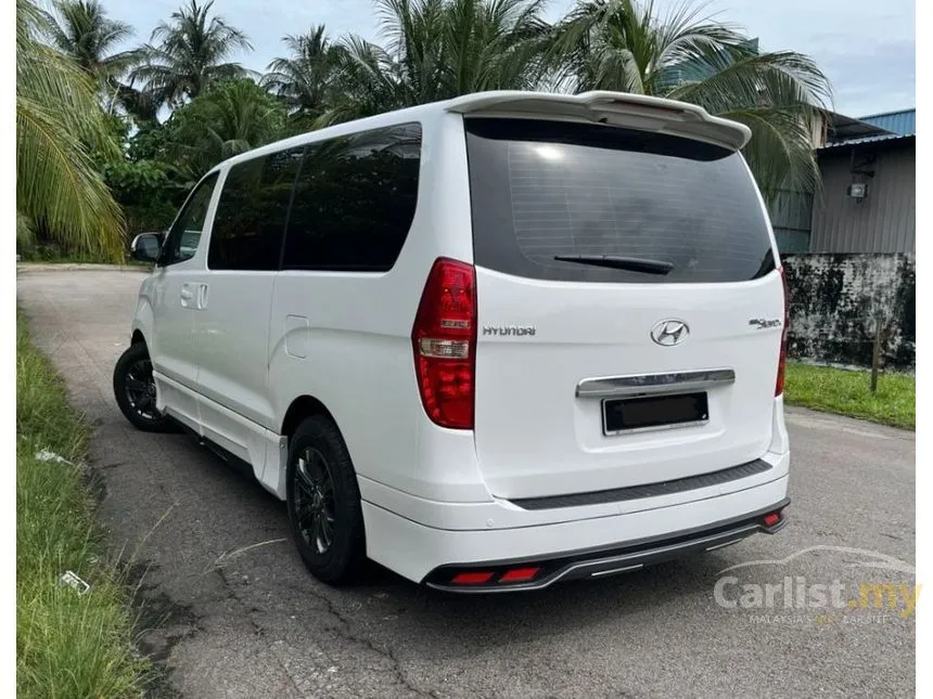 2019 Hyundai Grand Starex Executive MPV