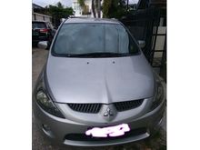 2005 Mitsubishi Grandis 2.4 MPV Minivans
