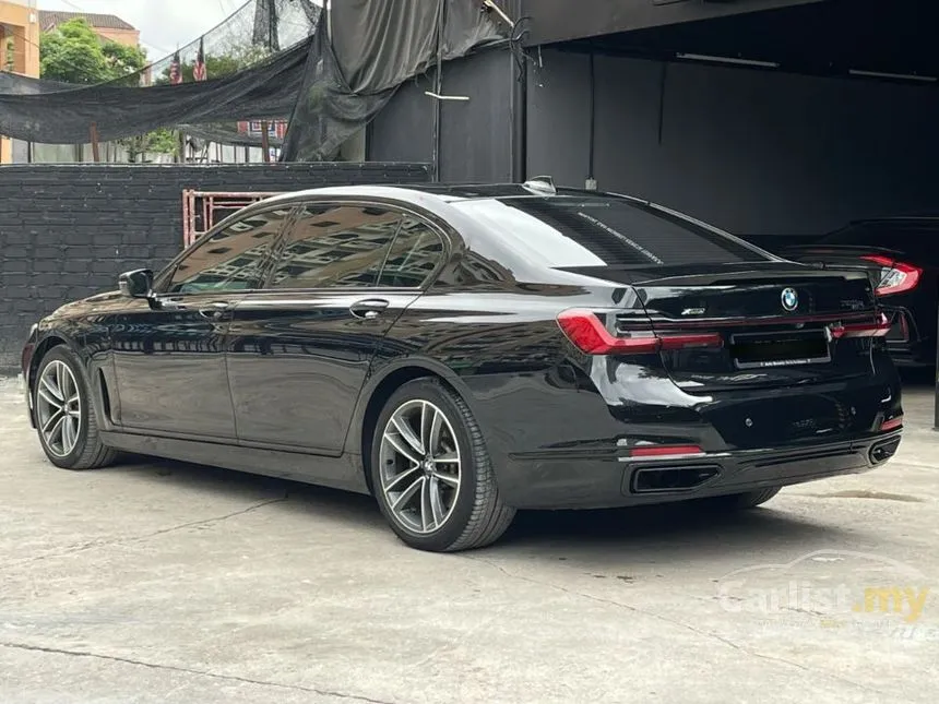 2022 BMW 740Le xDrive M Sport Sedan