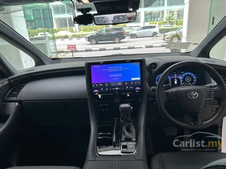 2024 Toyota Alphard Z 7-Seater MPV