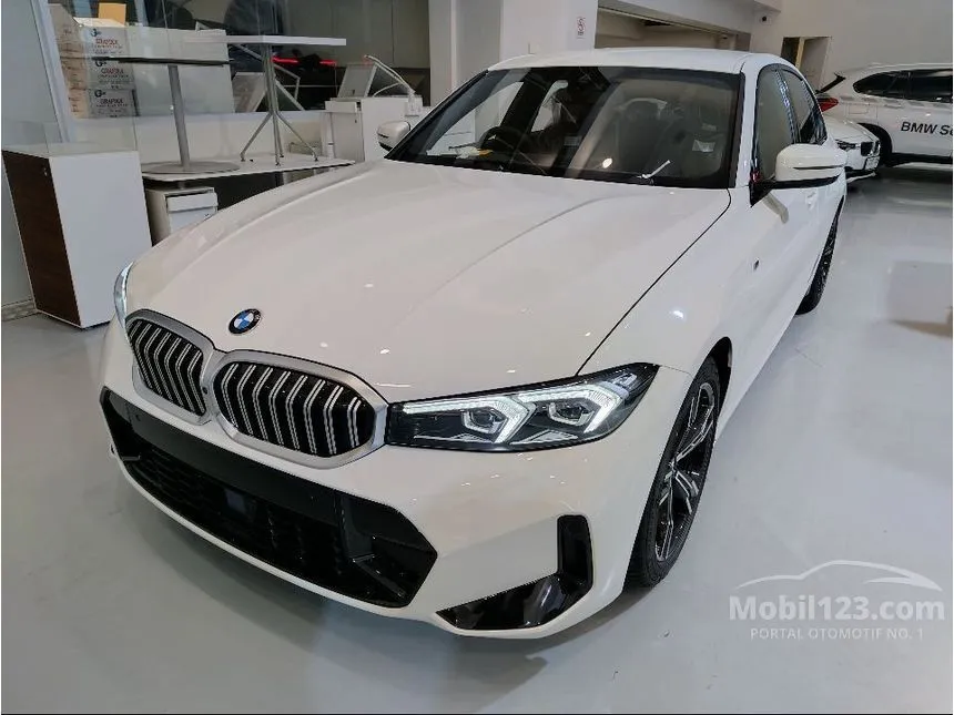 Jual Mobil BMW 320i 2024 M Sport 2.0 di DKI Jakarta Automatic Sedan Putih Rp 990.000.000