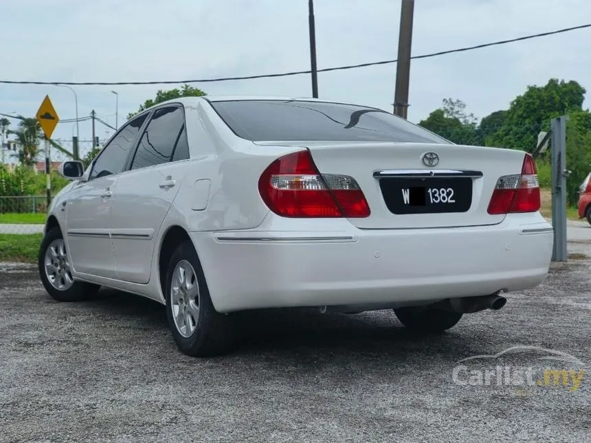 2003 Toyota Camry E (Solid) Sedan